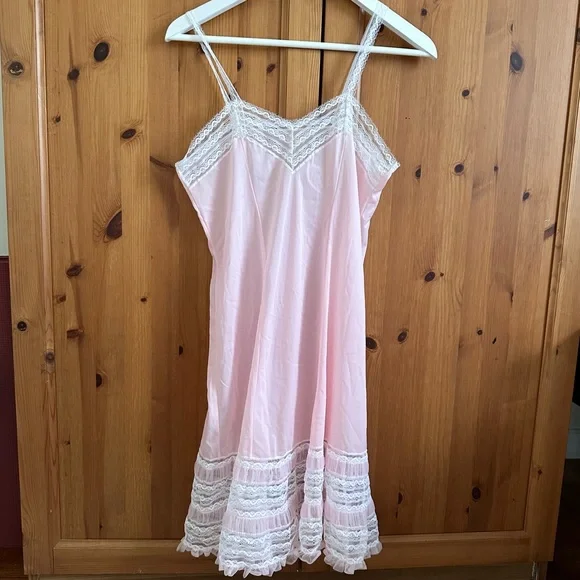 ✨ vintage 1970s slip dress - Picture 3 of 3